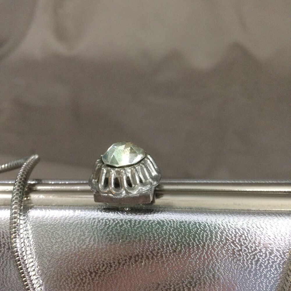 Vintage Silver Metallic Clutch Purse Rhinestone Clasp Evening Bag 1960s - Picture 4 of 5